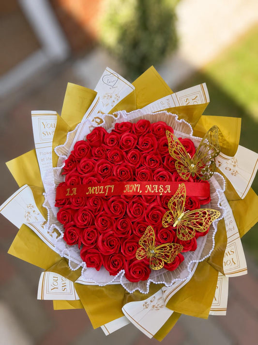Buchet 57 trandafiri săpun
