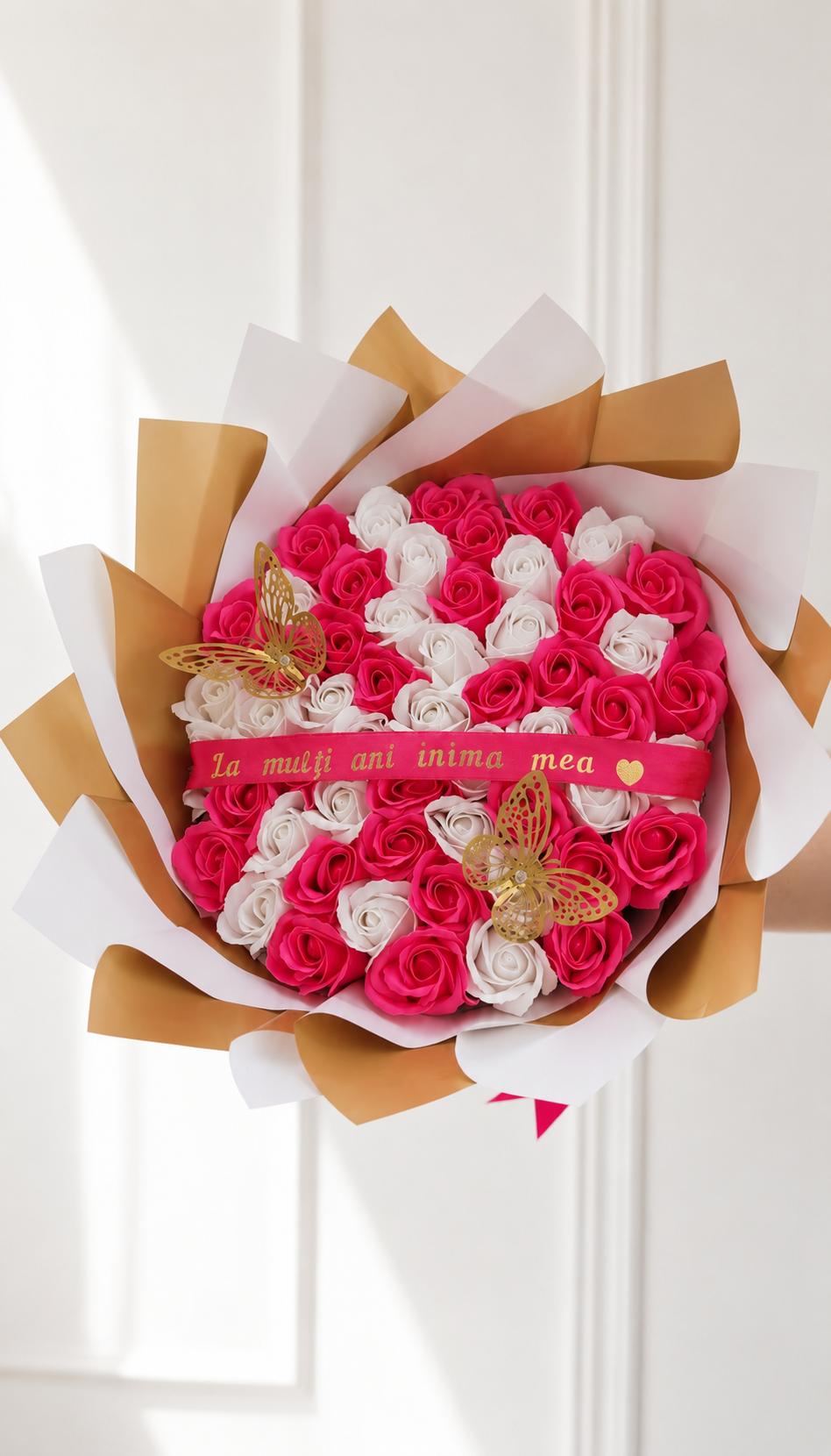 Buchet 57 trandafiri săpun